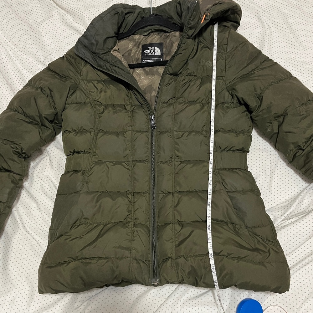 The North Face Women's Small Puffer Jacket